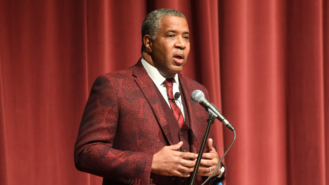 robert f. smith