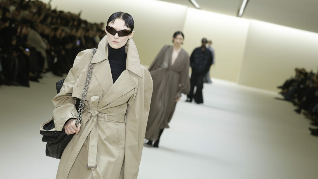 Models on the runway at Balenciaga Fall 2023 Ready To Wear Fashion Show.