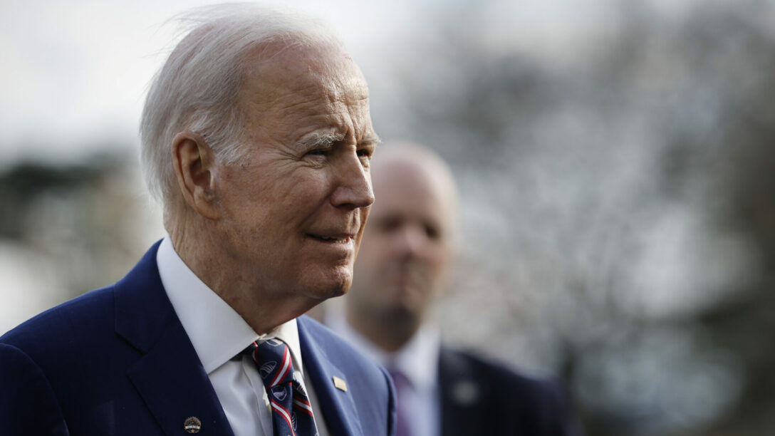 It turns out that Washington’s foreign policy set has grown increasingly frustrated with the Biden administration’s Ukraine policy.