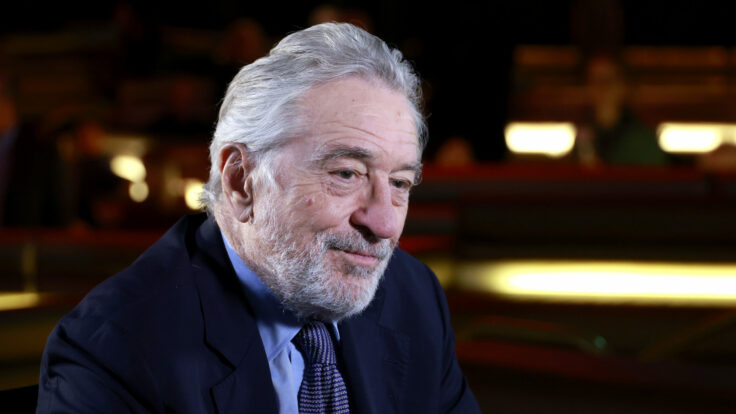 Robert De Niro texted his girlfriend, regarding his former assistant: “The balls, the nerve, the chutzpah, the sense of entitlement: how dare her!”
