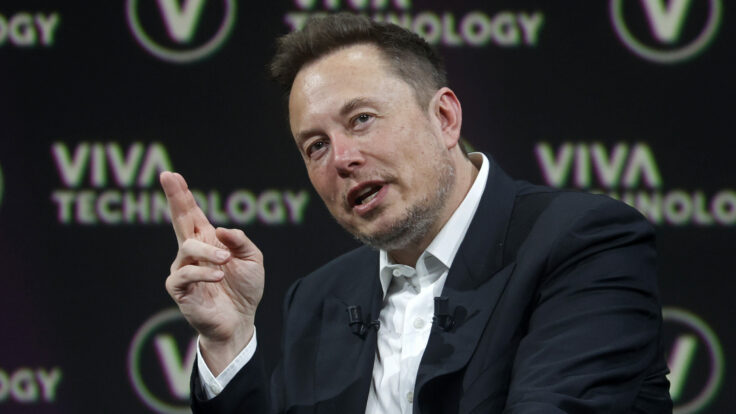 In his brief and chaotic stint running his new media enterprise, Elon has apparently chosen not to pay lots of big Twitter bills.
