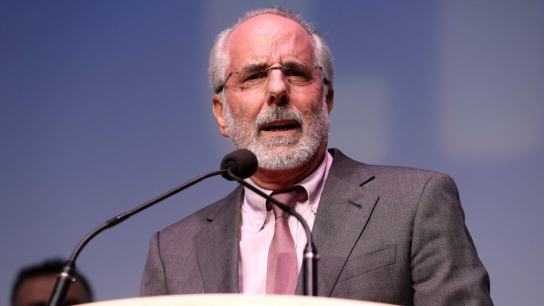 DGA Negotiations chair Jon Avnet.