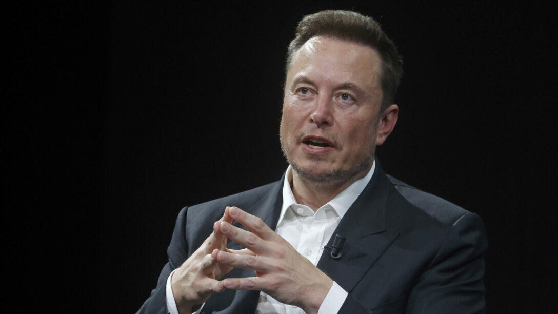 In a letter written by Elon Musk’s lawyer to Mark Zuckerberg, Musk claims that the employees he fired walked across the street to Meta and set up Threads using Twitter’s trade secrets and expertise.