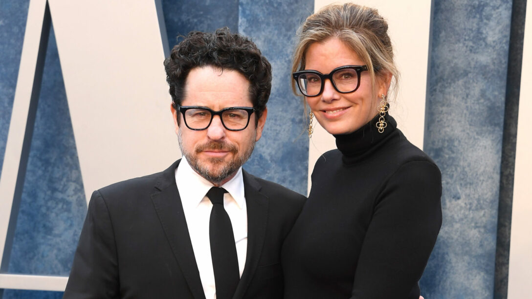 BEVERLY HILLS, CALIFORNIA - MARCH 12: 2023 J.J. Abrams, Katie McGrath arrives at the Vanity Fair Oscar Party Hosted By Radhika Jones at Wallis Annenberg Center for the Performing Arts on March 12, 2023 in Beverly Hills, California. (Photo by Steve Granitz/FilmMagic)