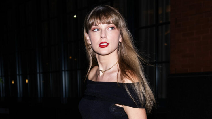 Taylor Swift doesn’t really touch fashion—an anomaly in an era where entertainers rely on luxury-brand deals to cushion their annual revenue figures.