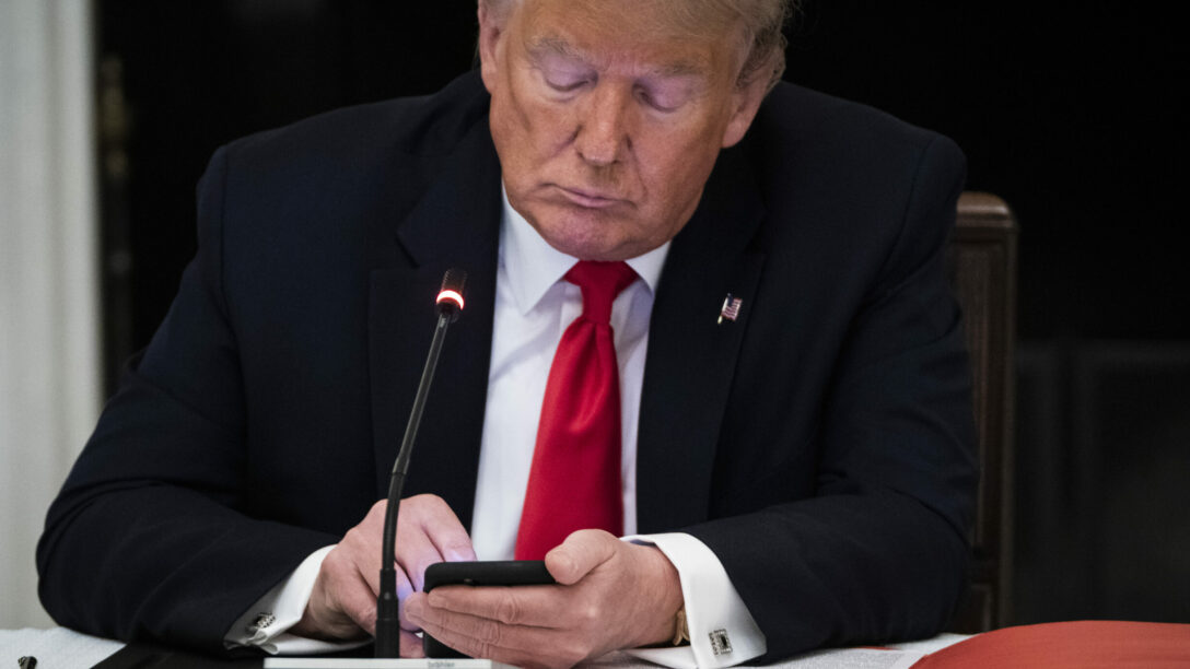 donald trump phone