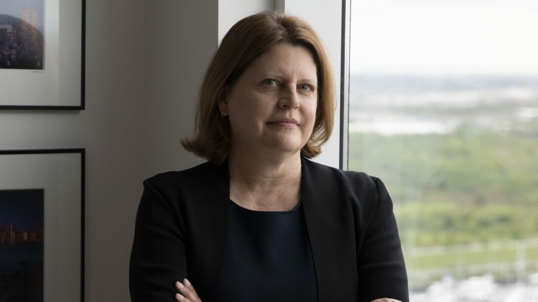 Sally Buzbee