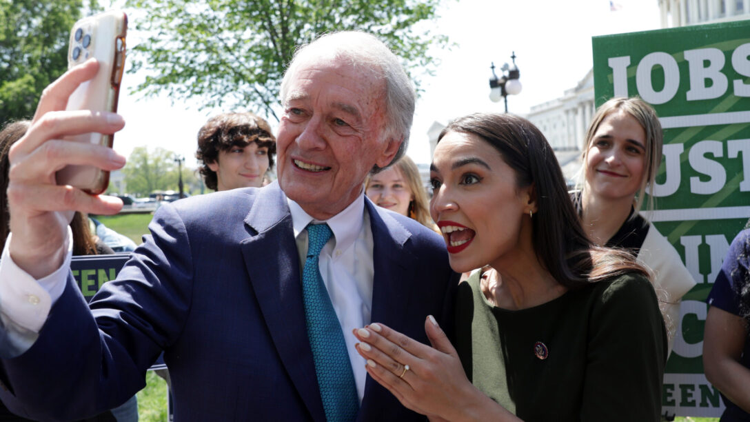 Ed Markey, Alexandria Ocasio Cortez
